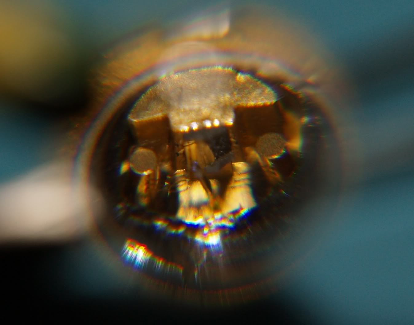 closeup_lens1.jpg