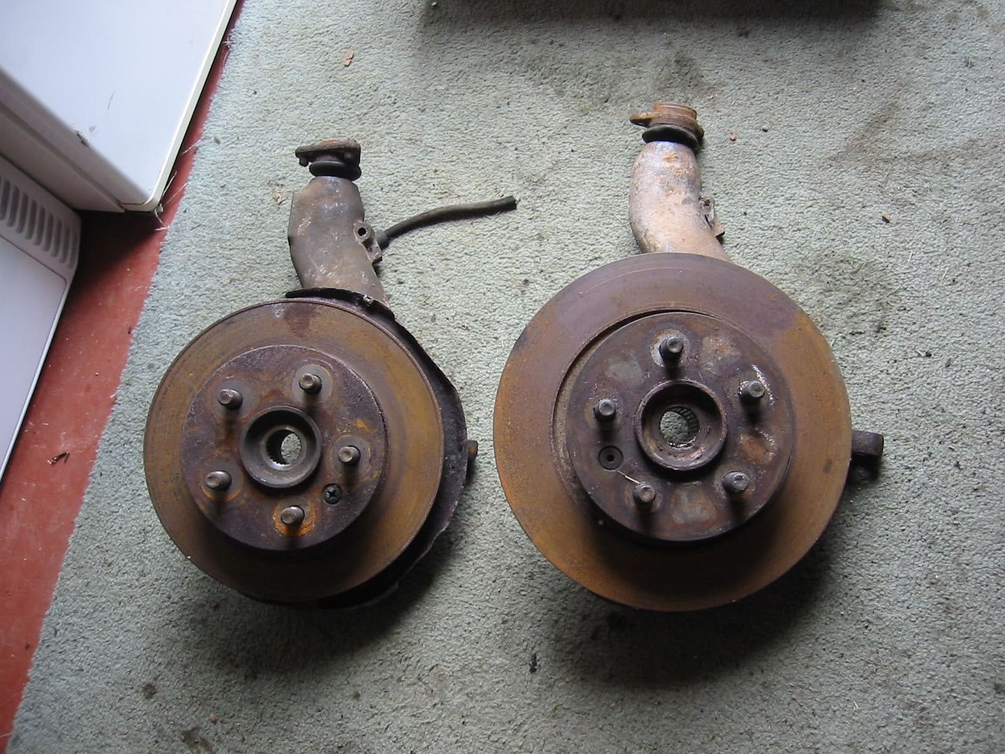 Image may have been reduced in size. Click image to view fullscreen.
