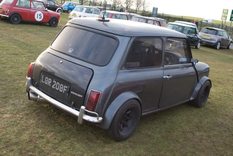 MiniFairBMC2011-166.jpg
